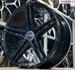 Vossen VPS-302 R17 7.5j et+35 5*114.3 73.1 (iP-2045)