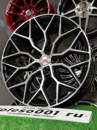 Vossen HF-2 R18 8J ET35 5*114.3 67.1 bfp