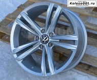 Volkswagen R18 8J ET35 5*112 57.1 HYPER SILVER