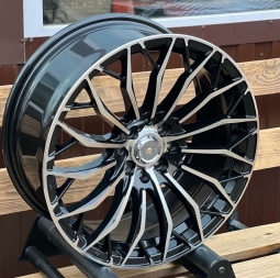 Venom r 124 R17 7.5J ET38 4*100 73.1 bfp